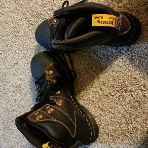 Dr Martens safety shoes